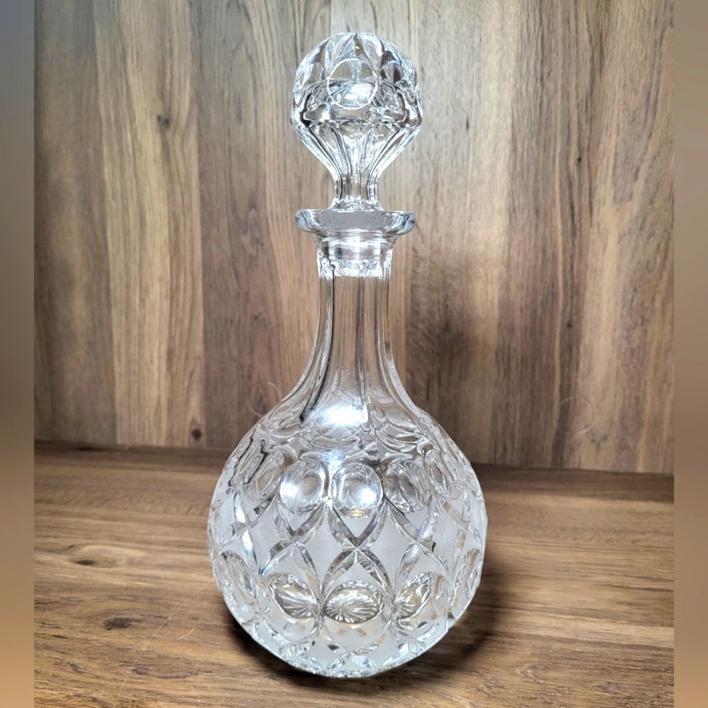 Vintage Nachtmann Round Crystal Glass Decanter Anglia Frosted Etching Pattern